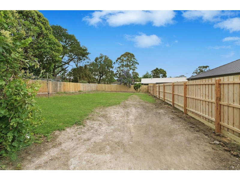33A Old Lilydale Road, Ringwood East VIC 3135