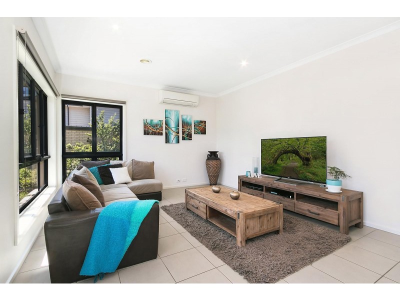 17 The Range Boulevard, Croydon VIC 3136