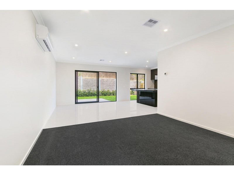 50 Amadeo Way, Chirnside Park VIC 3116