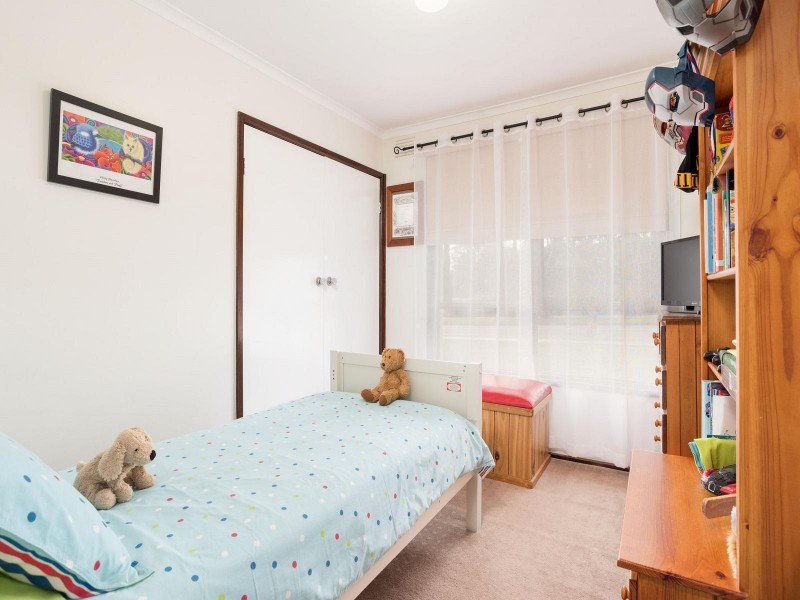 102 Hayrick Lane, Mooroolbark VIC 3138