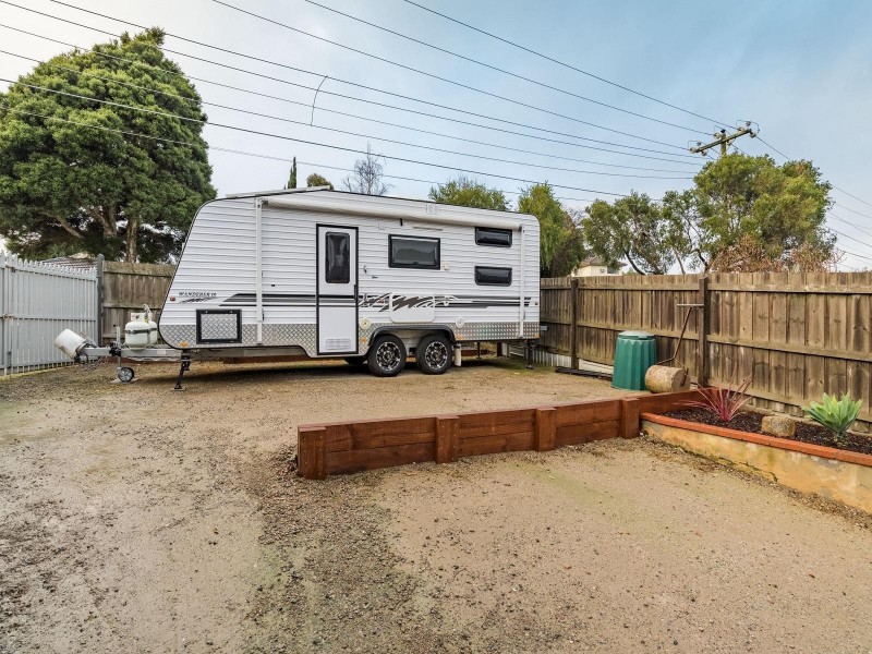 102 Hayrick Lane, Mooroolbark VIC 3138