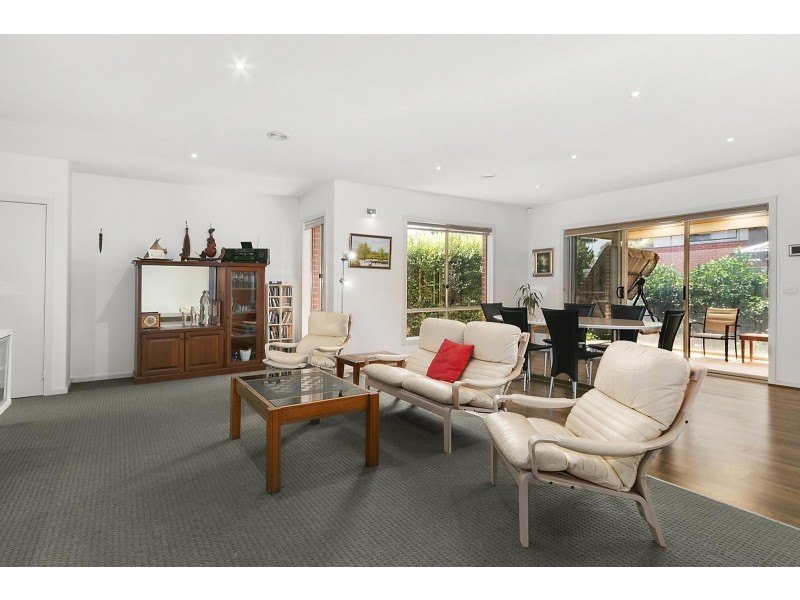 3/112 Maroondah Highway, Croydon VIC 3136