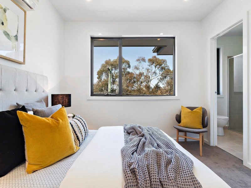 1/30 Dorset Road, Croydon VIC 3136