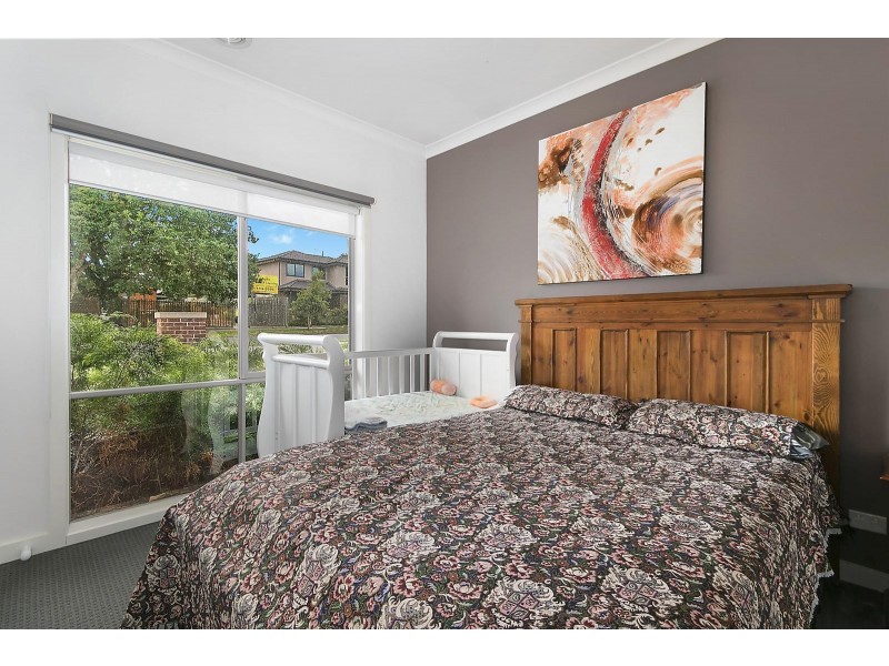 2/7 Karingal Street, Croydon North VIC 3136