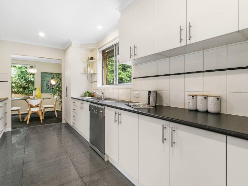 54 Crown Point Ridge, Chirnside Park VIC 3116