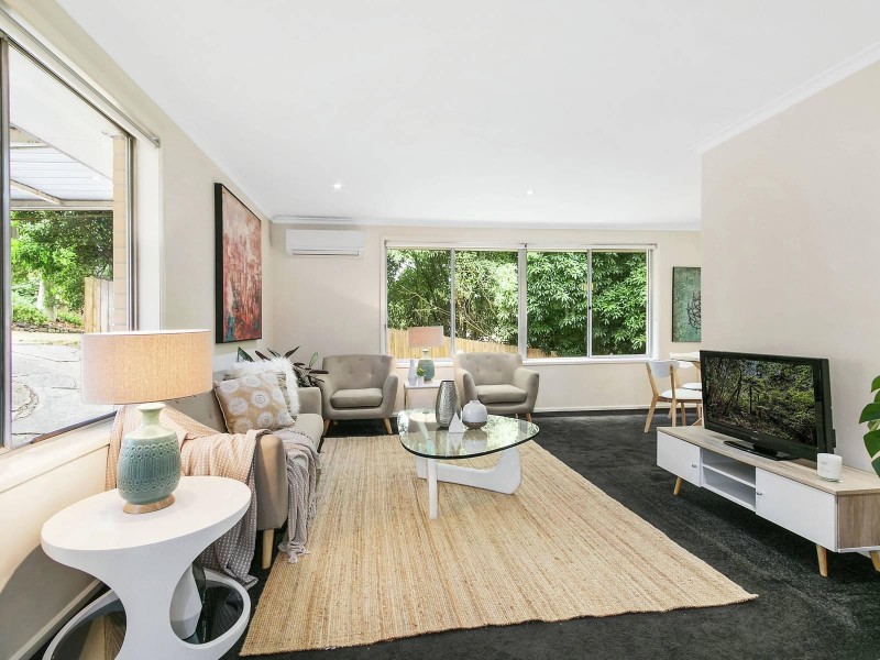 54 Crown Point Ridge, Chirnside Park VIC 3116