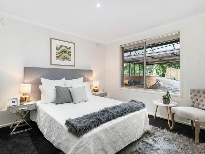 54 Crown Point Ridge, Chirnside Park VIC 3116