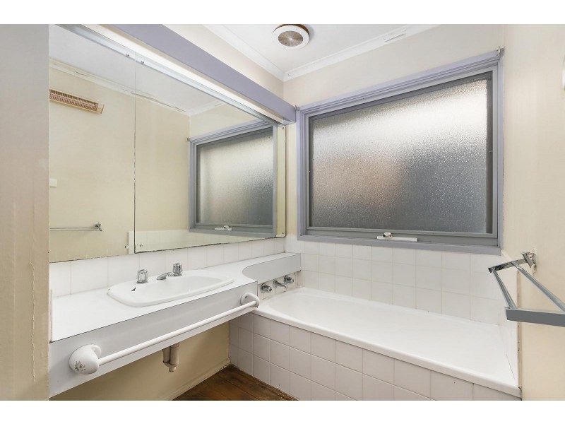 153 Mt Dandenong Road, Ringwood East VIC 3135