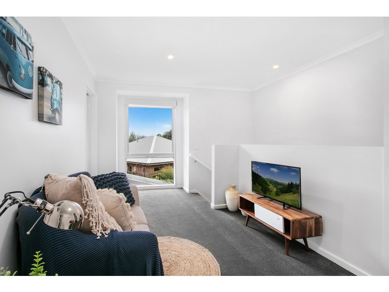 17 Jesmond Road, Croydon VIC 3136