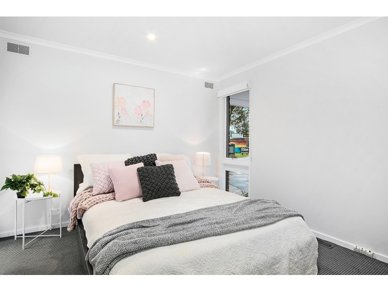 17 Jesmond Road, Croydon VIC 3136