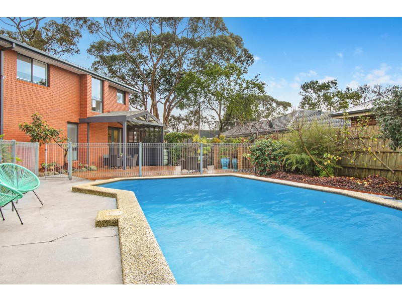 17 Jesmond Road, Croydon VIC 3136