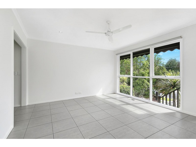 60 Cardigan Road, Mooroolbark VIC 3138