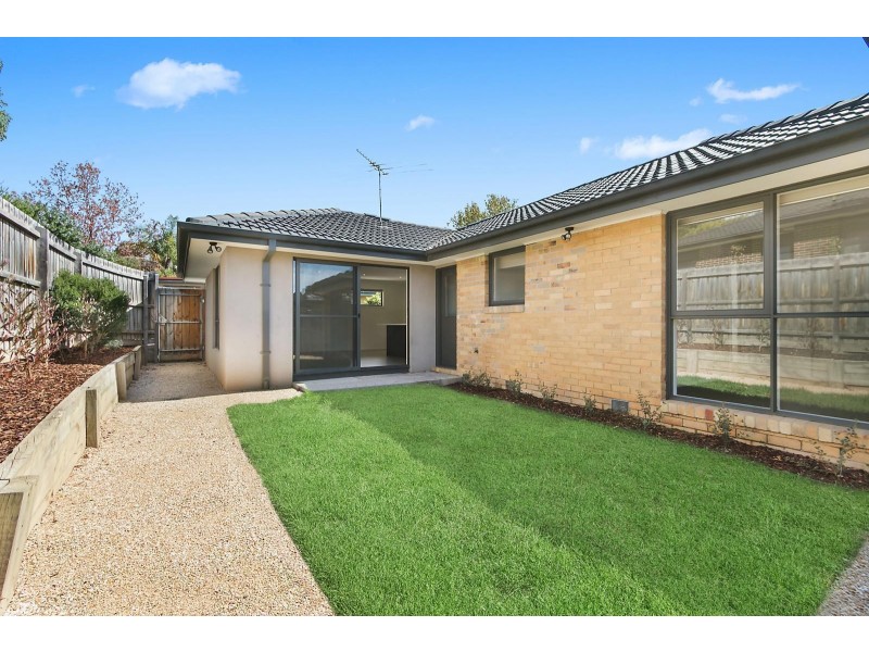 60 Cardigan Road, Mooroolbark VIC 3138