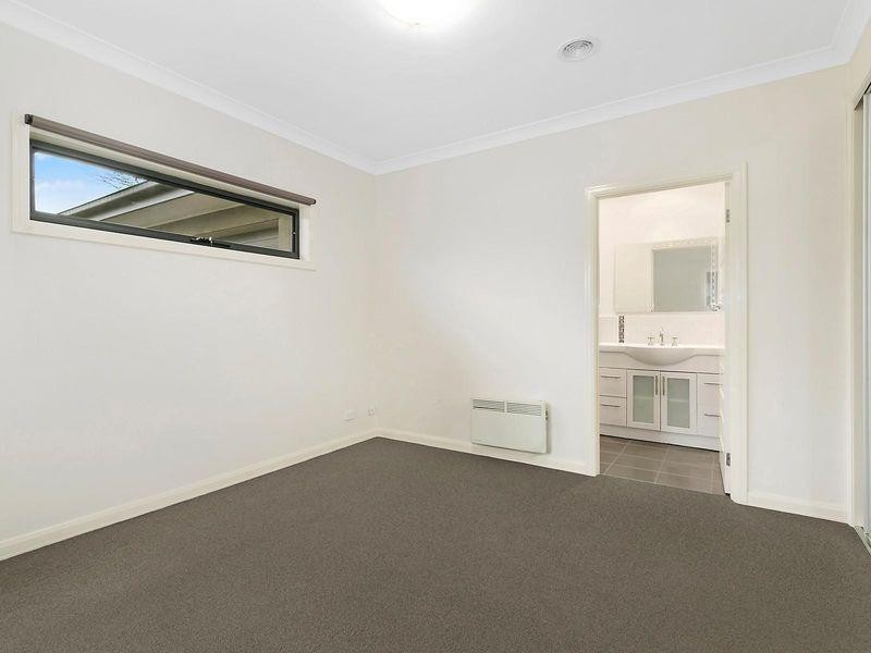 32A Hillview Drive, Kilsyth VIC 3137