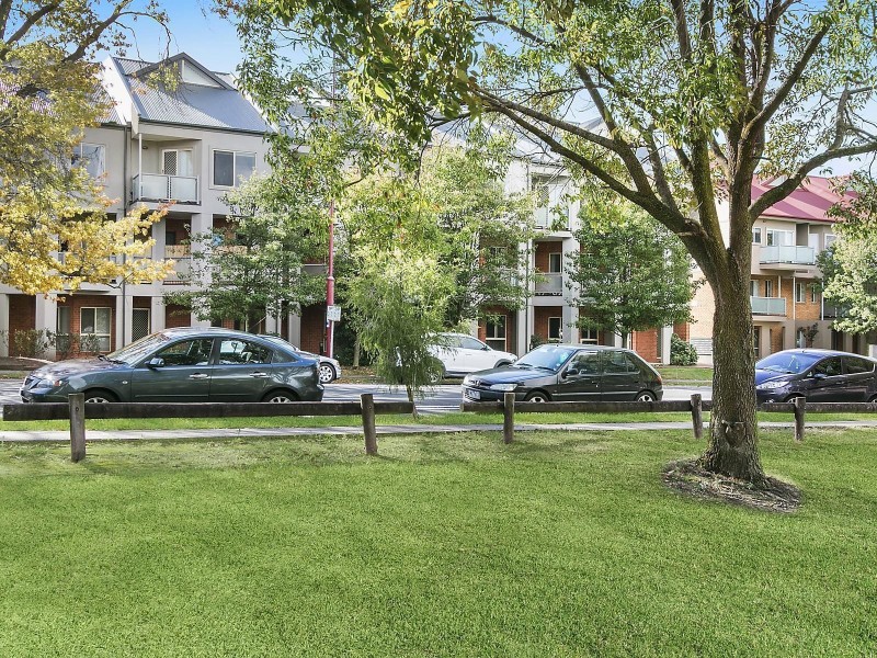 20/13-15 Hewish Road, Croydon VIC 3136