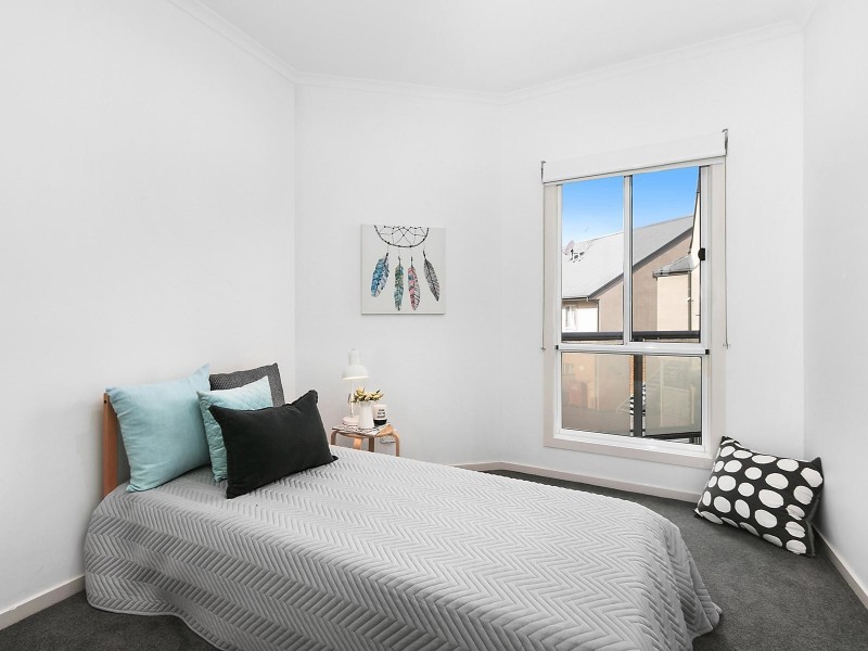 20/13-15 Hewish Road, Croydon VIC 3136