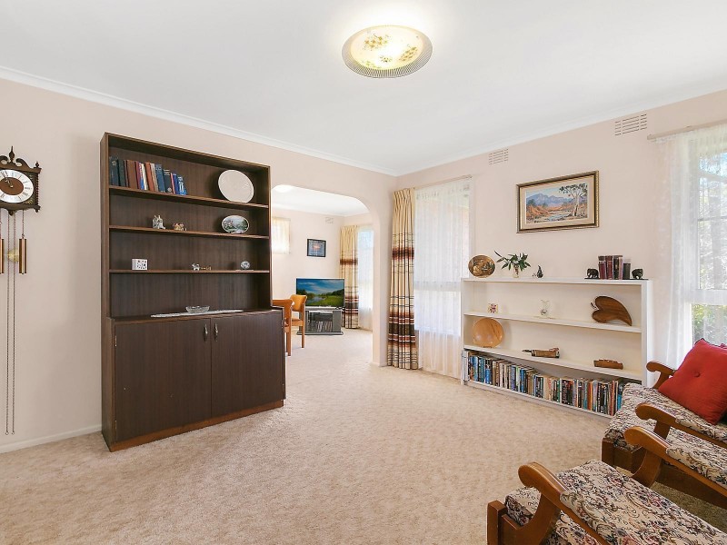 53 Kincumber Drive, Croydon VIC 3136