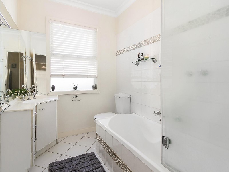 1/6 Springfield Avenue, Croydon VIC 3136