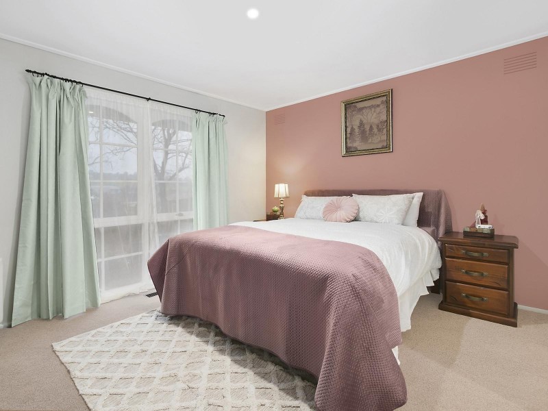 71 Old Melbourne Road, Chirnside Park VIC 3116