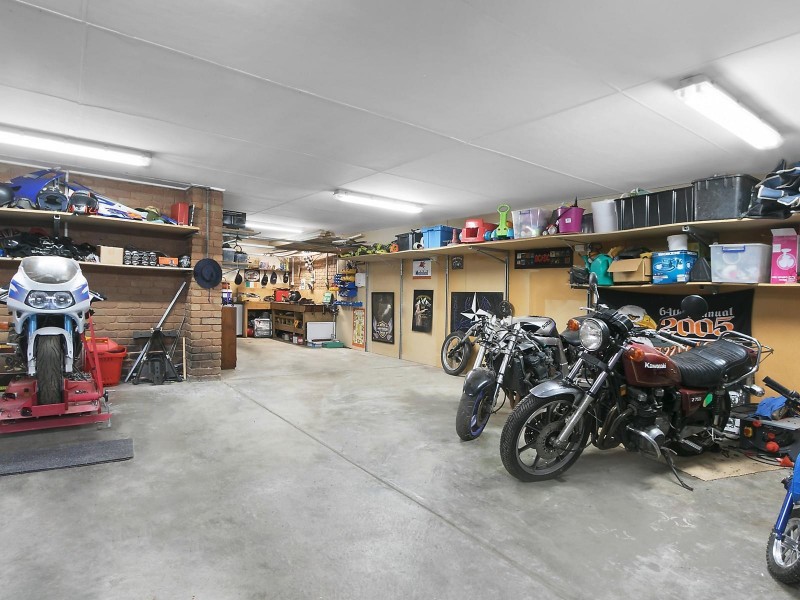 71 Old Melbourne Road, Chirnside Park VIC 3116