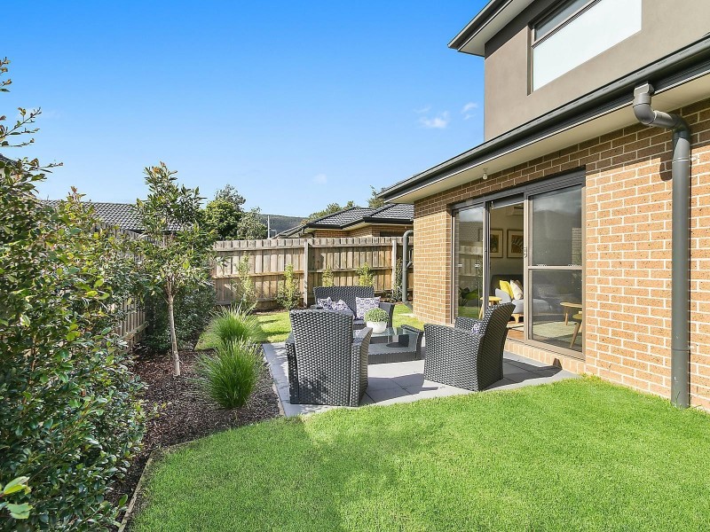 2/39 Aubrey Grove, Boronia VIC 3155