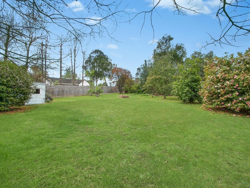 14 Wavell Avenue, Kilsyth VIC 3137