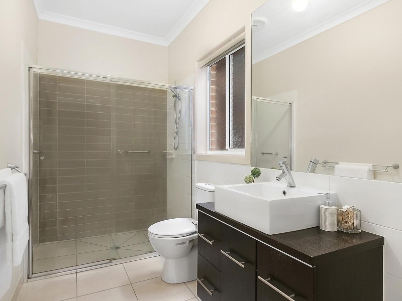 2A Cherry Tree Grove, Croydon VIC 3136