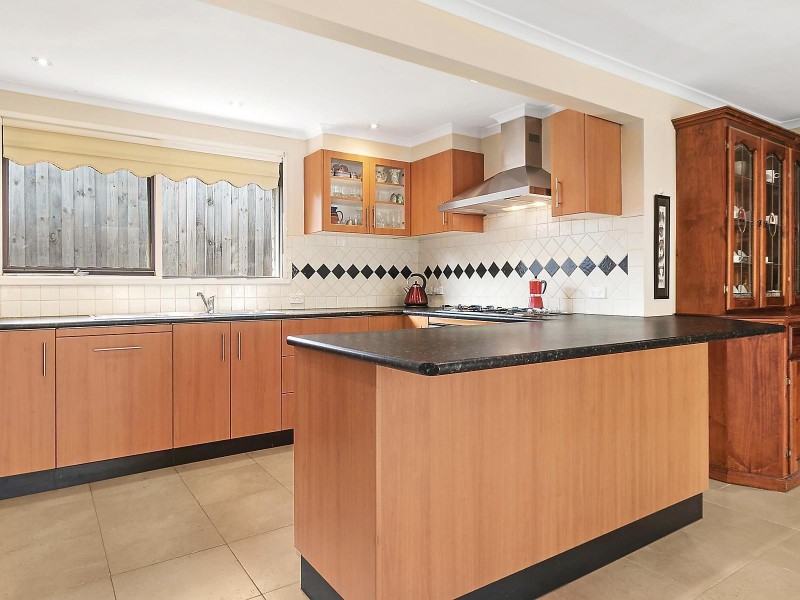 154 Hayrick Lane, Mooroolbark VIC 3138