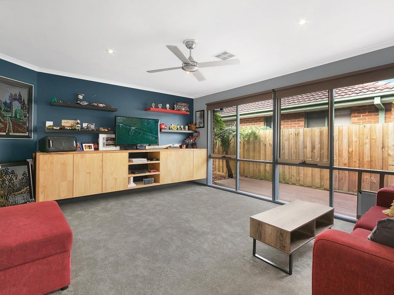 6 The Common, Croydon South VIC 3136