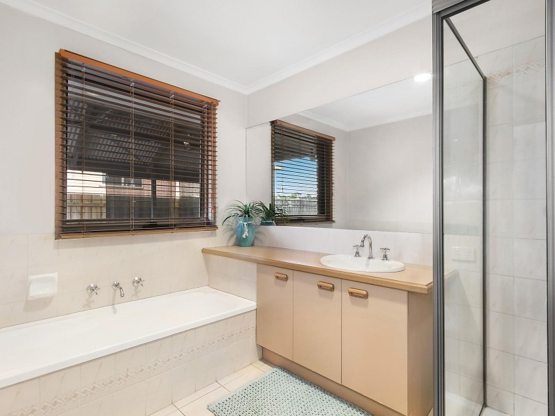 6 The Common, Croydon South VIC 3136