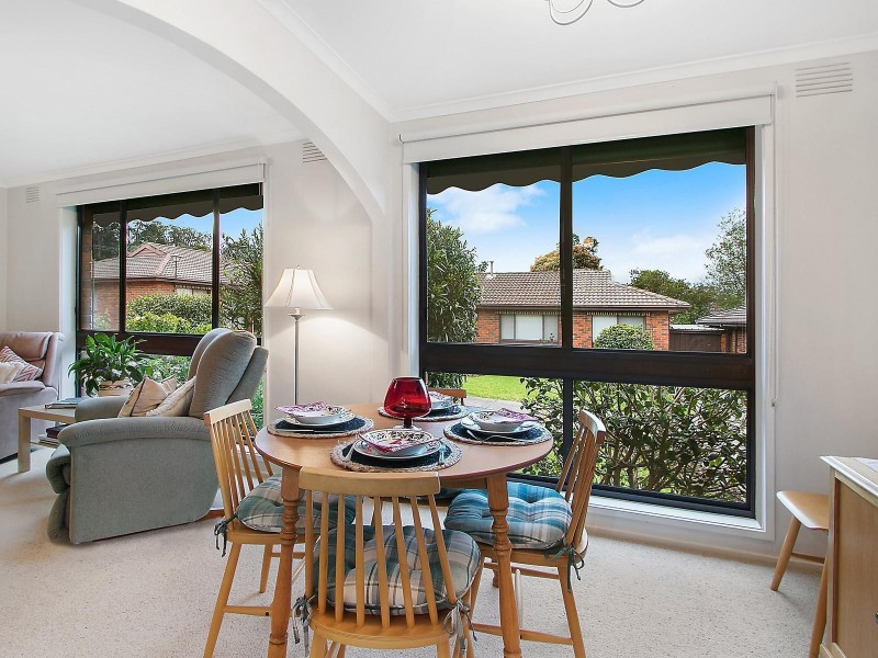 2/15-17 Norman Road, Croydon VIC 3136