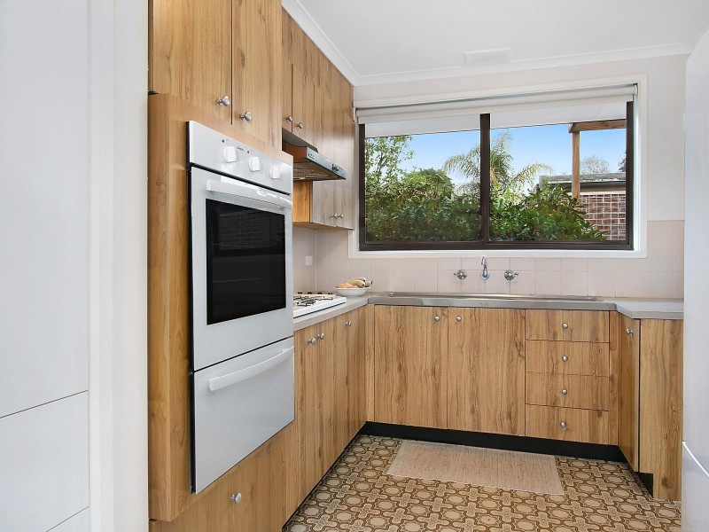 2/15-17 Norman Road, Croydon VIC 3136