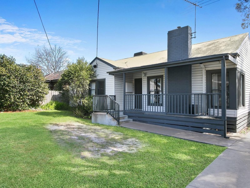 6 Wenwood Street, Ringwood East VIC 3135