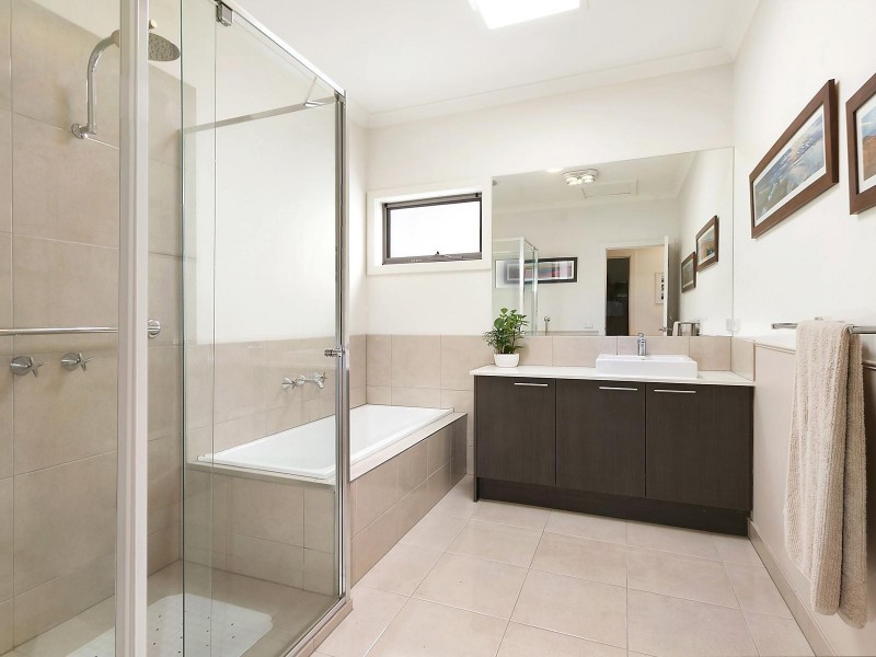 3/9 Norman Road, Croydon VIC 3136