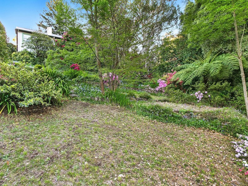 3 Mount Road, Kalorama VIC 3766