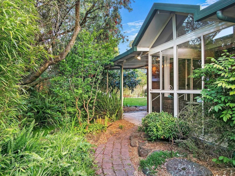 7 Glenwood Drive, Croydon VIC 3136