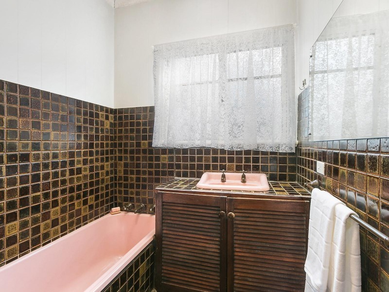 8 Lionel Crescent, Croydon VIC 3136