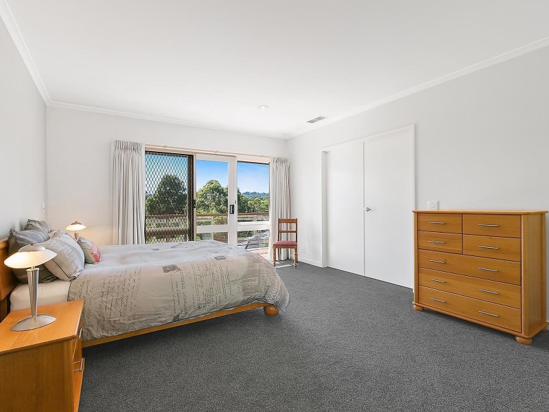 8 Handscombe Court, Croydon Hills VIC 3136