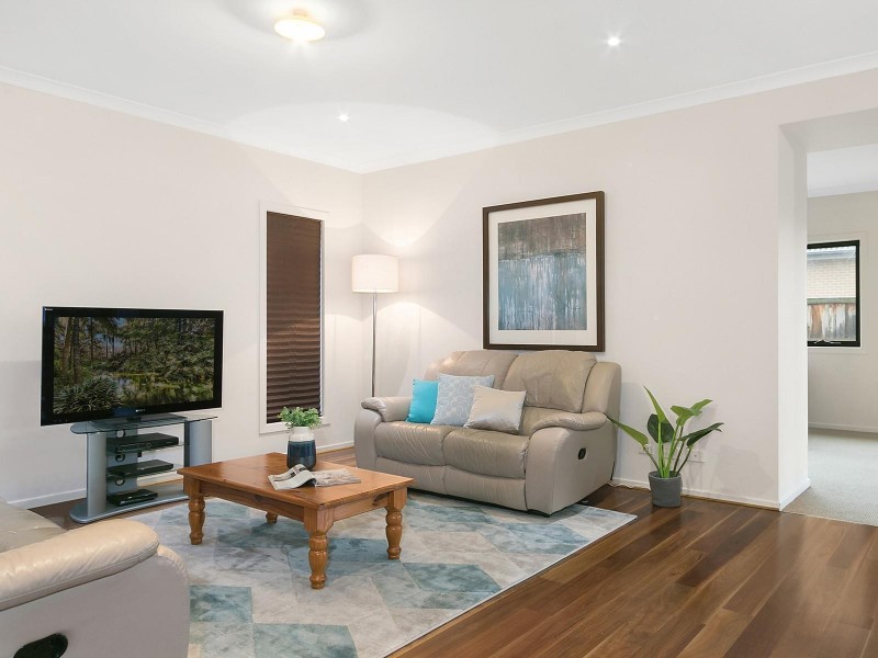 106 Evans Drive, Croydon VIC 3136