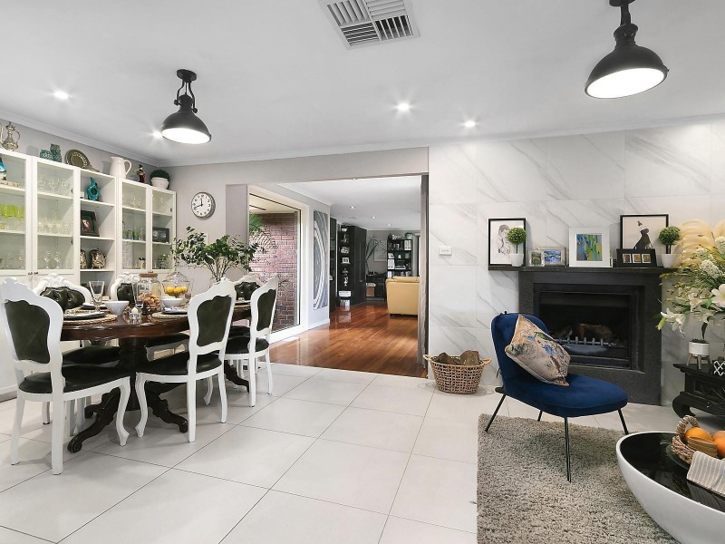 11 Christian Court, Rowville VIC 3178