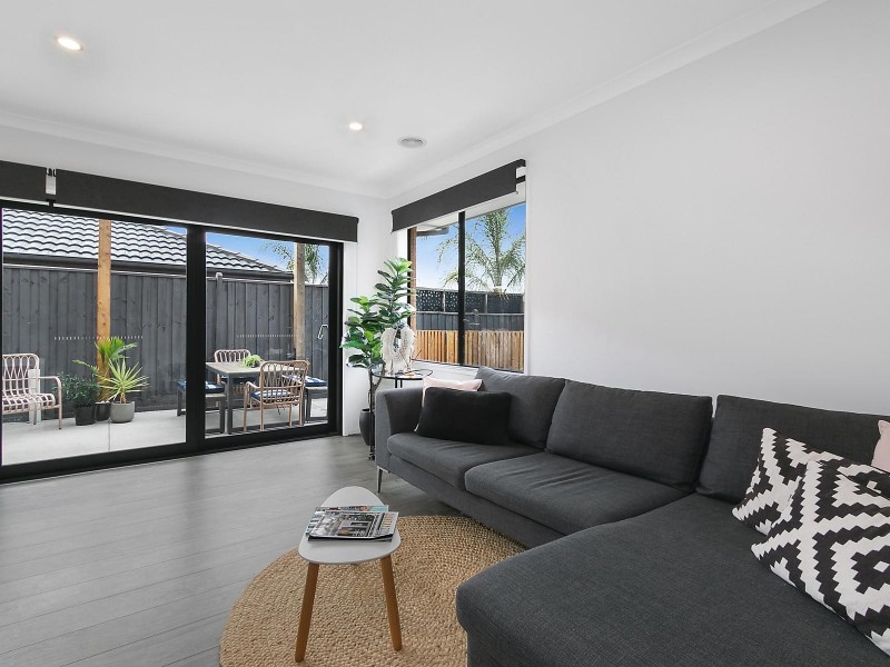 13 McPherson Drive, Croydon VIC 3136