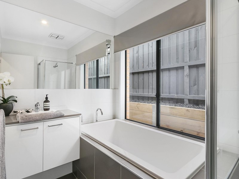 13 McPherson Drive, Croydon VIC 3136