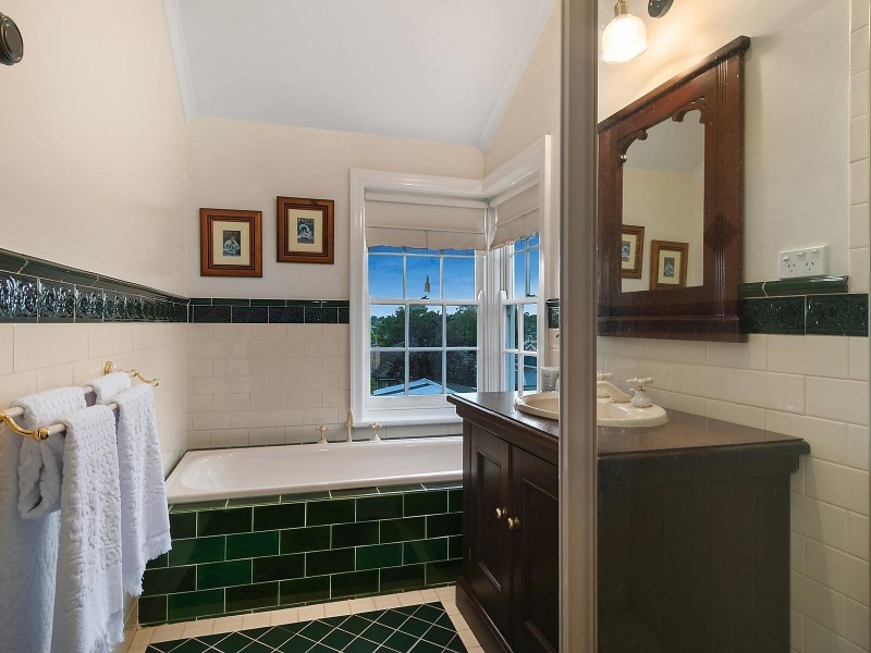 342 Mt Dandenong Road, Croydon VIC 3136