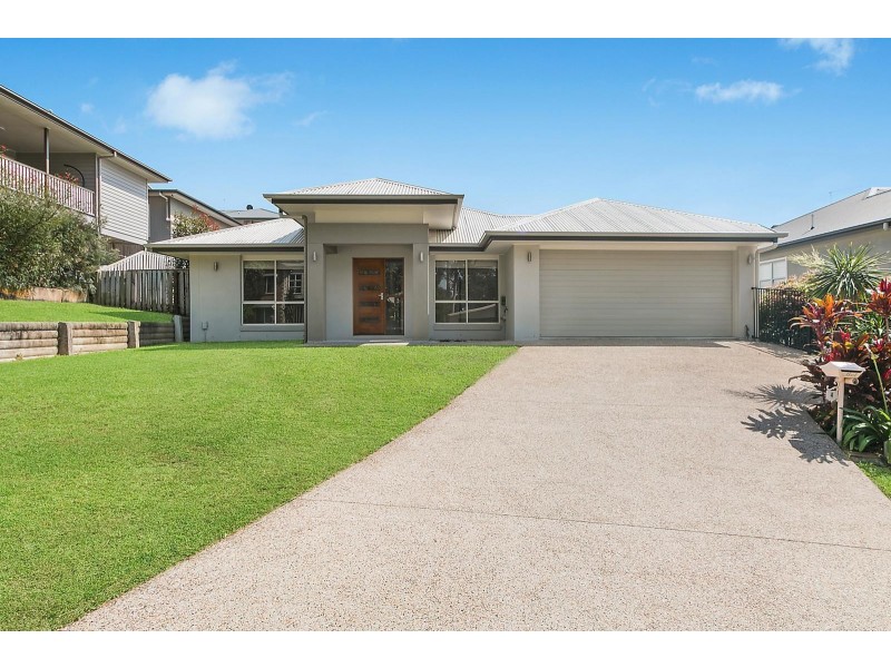 4 John Markwell Parade, Daisy Hill QLD 4127