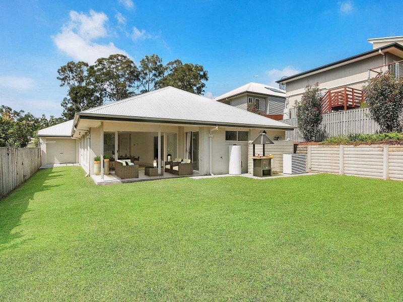 4 John Markwell Parade, Daisy Hill QLD 4127