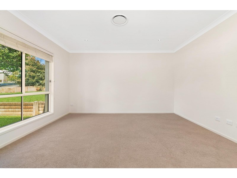 4 John Markwell Parade, Daisy Hill QLD 4127