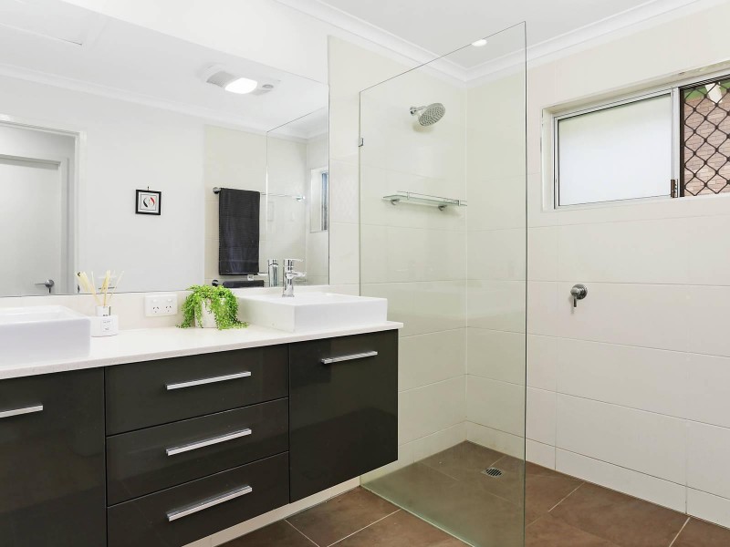 31 Gladewood Drive, Daisy Hill QLD 4127