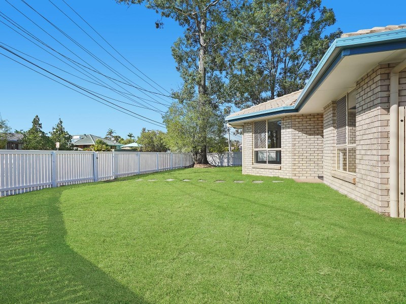 1 Brentwood Drive, Daisy Hill QLD 4127