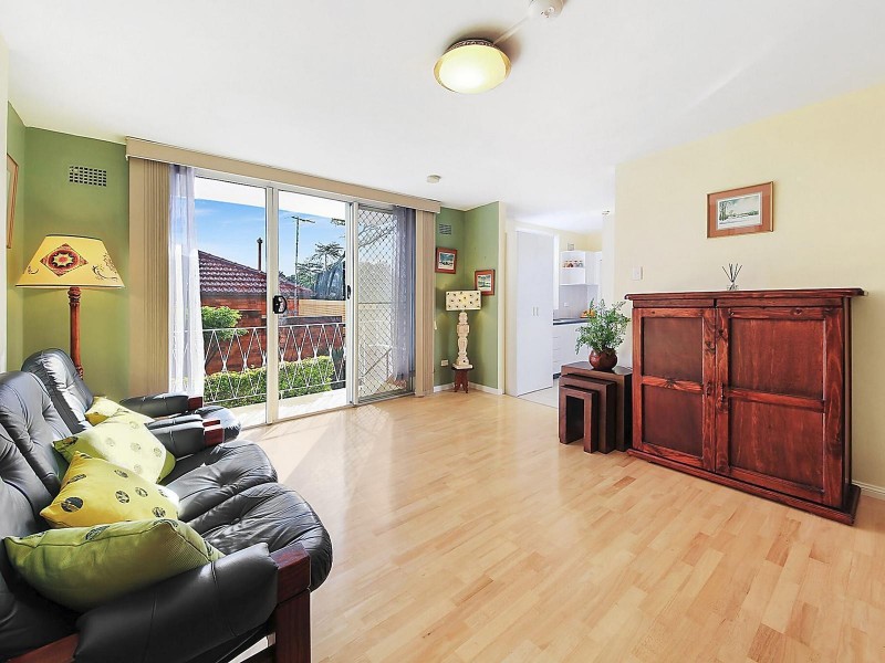 2/50 Universal Street, Eastlakes NSW 2018