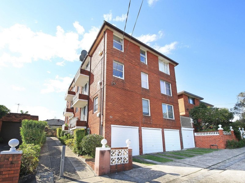 2/50 Universal Street, Eastlakes NSW 2018